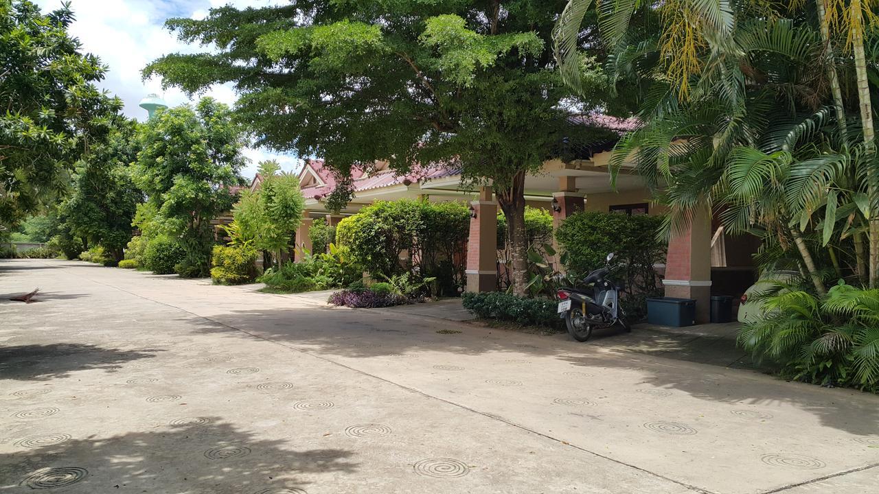 Garden Corner Resort & Hotel Phitsanulok Eksteriør billede