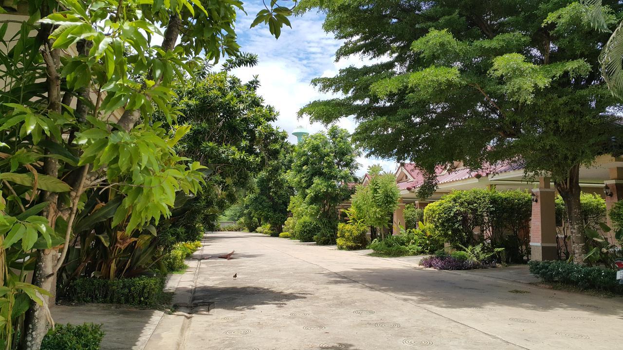 Garden Corner Resort & Hotel Phitsanulok Eksteriør billede